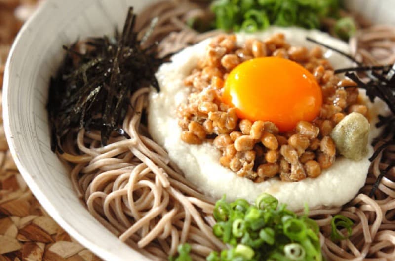 冷と温、どちらを選ぶ?「納豆そば」のレシピ15選!の画像